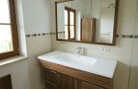 23 Badezimmer Waschbecken einzel.jpg